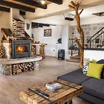 度假居 Cozy In With Wifi Blaca